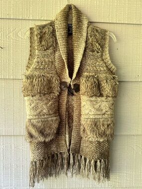 Rochelle California VTG Wool Blend Boho Knit Faux Fur Fringe Hem Vest w/Toggle~S